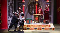 Lakon ini dipentaskan di Ciputra Artpreneur, Ciputra World Jakarta dengan mengikuti protokol kesehatan yang berlaku, di mana penonton yang hadir adalah 50% dari kapasitas gedung.