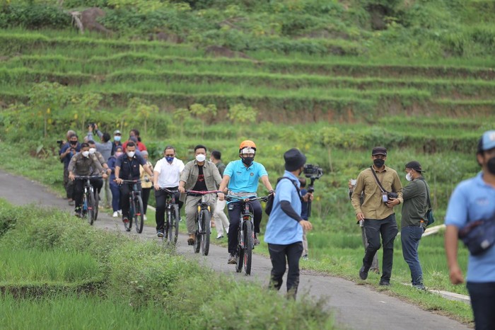 Sandiaga di Desa Bantaragung