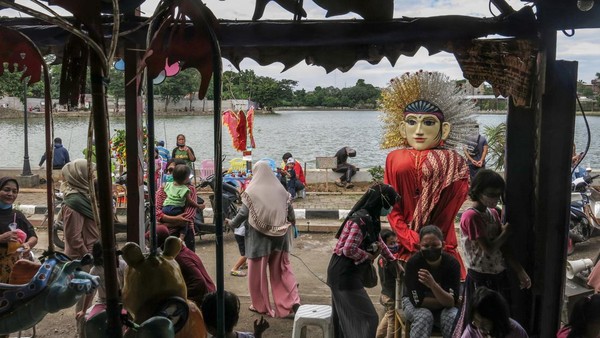 Situ Rawa Kalong diharapkan menjadi salah satu wisata unggulan di Kota Depok dari yang sebelumnya kumuh. (Yulius Satria Wijaya/Antara) 