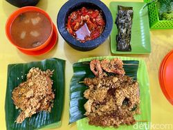 Warung Nasi Cipunjur: Gurih Nagih! Ada 37 Lauk Prasmanan Sunda yang Sedap di Depok