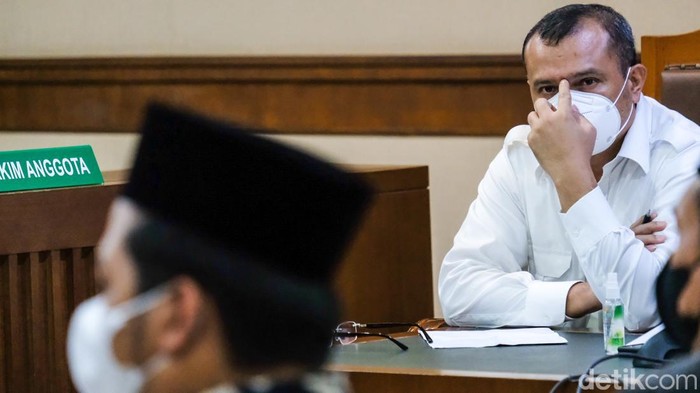 Ferdinand Hutahaean menjalani sidang dengan agenda pemeriksaan saksi di Pengadilan Negeri Jakarta Pusat, Jalan Bungur Besar Raya, Selasa (8/3/2022).