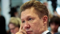 Alexey Miller adalah teman lama Vladimir Putin lainnya. Ia juga membangun kariernya di atas kesetiaan pada sang presiden, mulai dari ketika ia menjadi deputi Putin di komite hubungan internasional di pemerintah kota St Petersburg pada 1990-an. (Alexey Miller. AP Photo/Markus Schreiber).