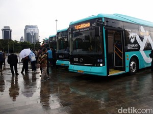 Tahun 2045 Semua Angkutan Umum di Indonesia Pakai Kendaraan Listrik