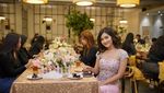 Potret Aspri Hotman Paris ke-18 Saat Sarapan di Hotel Mewah