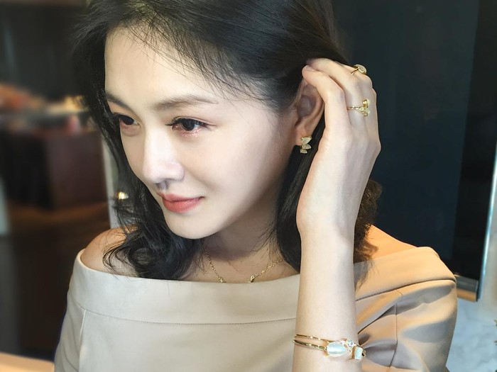 Barbie Hsu