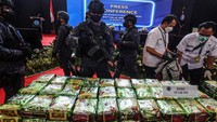 Sabu yang diamankan seberat 121,52 kg.