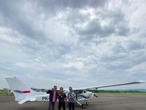 Ingin Terbang Keliling Cirebon dengan Fun Flight? Ini Cara dan Syaratnya