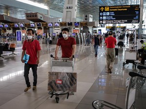 Syarat Perjalanan Tes PCR-Antigen Dihapus, Gimana Kalau Bergejala COVID-19?
