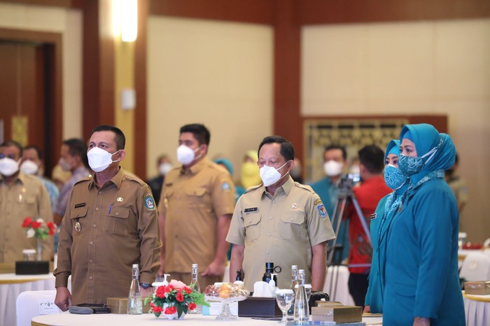 Genjot Program Pembangunan, Tito Minta Kepala Daerah Berdayakan PKK