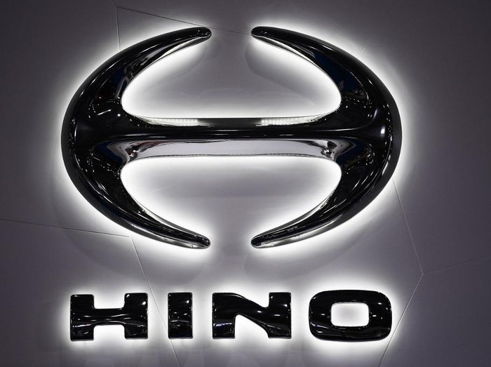 A Hino logo is pictured during the Tokyo Motor Show in Tokyo on October 23, 2019. (Photo by CHARLY TRIBALLEAU / AFP)