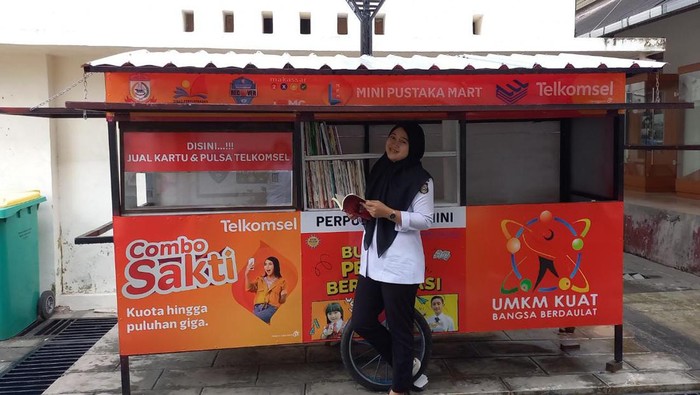 Mini Pustaka Mart Kota Makassar.