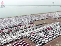Penjualan Mobil Dalam Negeri Nyungsep, Ekspor Ikut Tiarap