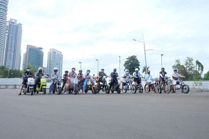 Merek motor listrik lokal akan meramaikan MotoGP di Mandalika, Lombok, Nusa Tenggara Barat. Berbagai motor listrik akan ditampilkan di Mandalika.