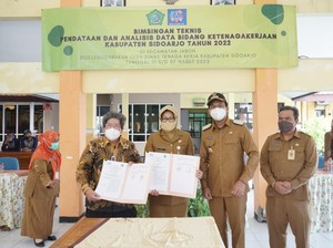 Pemkab Sidoarjo Teken MoU agar Warga Jabon Kerja di Kawasan Industri