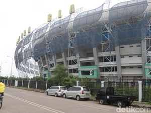 Ridwan Kamil Sentil Pemkot Bandung Soal Stadion GBLA