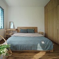 Rumah memiliki banyak jendela untuk menghemat energi. Mulai dari energi untuk penerangan hingga pendingin ruangan. Foto: Arch Daily/ NguyenCuong