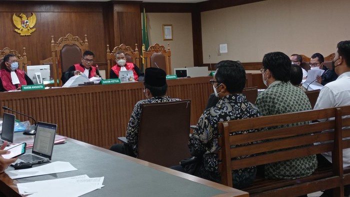 Sidang Ferdinand Hutahaean Pemeriksaan Ahli