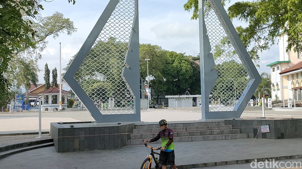 Sudut-sudut di Alun-alun Garut yang baru selesai renovasi.
