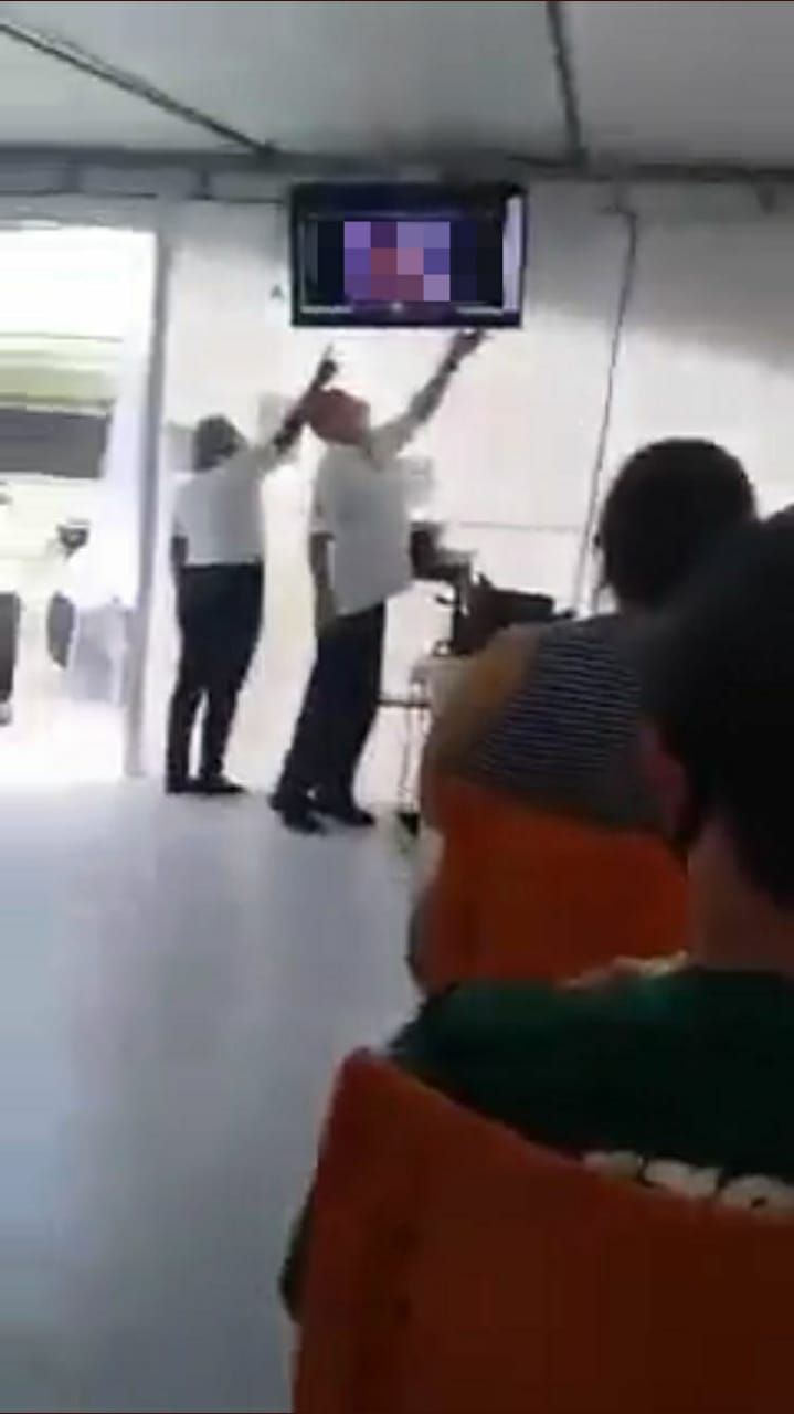 Viral penampakan adegan porno diklaim berada di lokasi vaksin