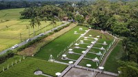 SvargaBumi berada di Dusun Ngaran, Desa Borobudur. Lokasi persawahan tadah hujan ini diatur agar setiap bulannya bisa panen. (Hendra Nurdiyansyah/Antara)