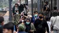 Meski ada sejumlah pelonggaran aturan, operasional KRL tetap dibatasi pukul 04.00-22.00 WIB dengan 1.005 perjalanan per hari. Bagaimana menurut anda?