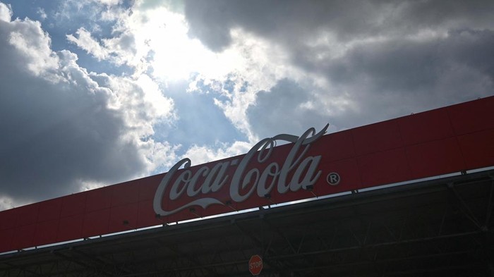 Coca-Cola Setop Operasi di Rusia A view shows a traffic sign