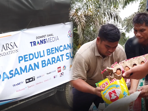 CT Arsa Foundation Salurkan Bantuan ke Korban Gempa Pasaman Barat