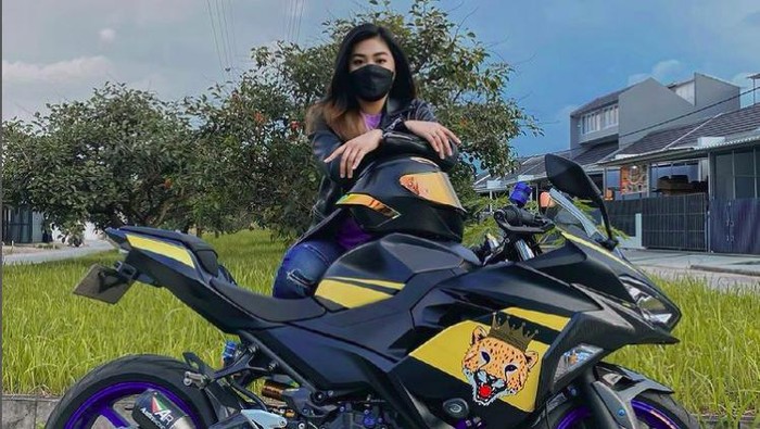Gigi Ruwanita disebut mantan istri Doni Salmanan