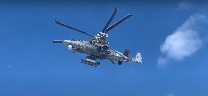 Helikopter serbu Rusia Ka-52 Alligator buatan Kamov