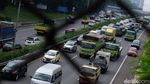 Ingat Gaes, Bahu Jalan Tol Bukan untuk Nyalip Saat Macet