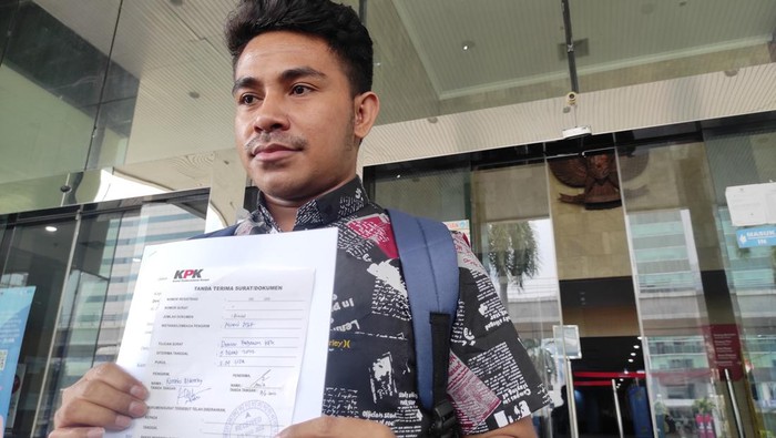 Istri Bikin Himne-Mars KPK, Firli Bahuri Dilaporkan ke Dewas