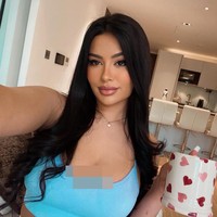 Aku pikir lucu karena banyak orang di sini (London) yang berpikir aku mirip dia. Hanya sejak aku pindah ke Inggris empat tahun lalu aku mulai dibilang seperti itu. Aku pikir ada kesamaan gaya di Brazil jadi orang-orang tidak mengatakan itu di sana, ungkapnya. Foto: Instagram@juju.brazil