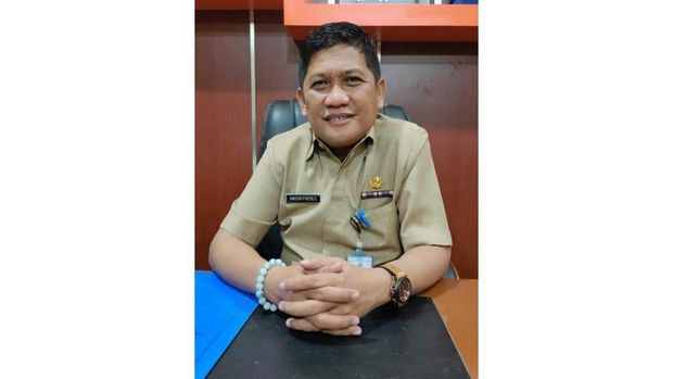 Kadis Kominfo Sulsel, Amson Padolo