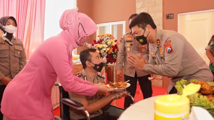 Kapolda Jatim Irjen Nico Afinta