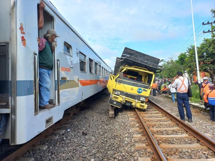 kecelakaan kereta api