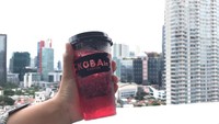 Ada juga menu non-kopi yang menyegarkan bernama Strawberry Rose yang terasa sangat menyegarkan. Foto: detikcom/Diah Afrilian
