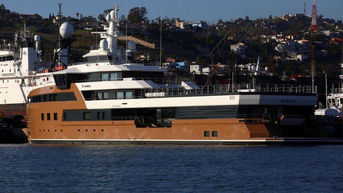 Melihat Kapal Pesiar Mewah Milik Miliarder Rusia Oleg Tinkov A view shows the luxury yacht called