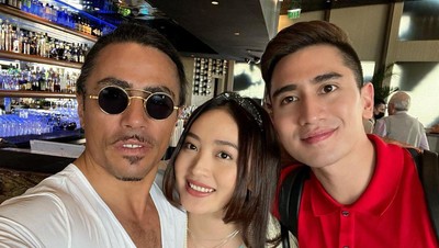Momen Natasha Wilona dan Verrel Bramasta Saat Ada di Restoran Salt Bae