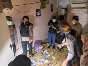 Parah, Bedeng Pinggir Rel Kampung Bahari Jadi Lapak: Narkoba Dijual Murah!