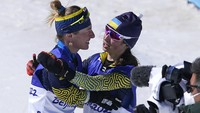 Berdasarkan data di paralympic.org/beijing-2022, Ukraina menempati posisi kedua di klasemen Paralimpiade Musim Dingin Beijing 2022 dengan total 17 medali di antaranya 6 medali emas, 7 medali perak, 4 medali perunggu. AP Photo/Shuji Kajiama. 