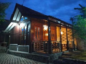 7 Rumah Adat Ini Ada di Jawa Timur Lho, Rek!