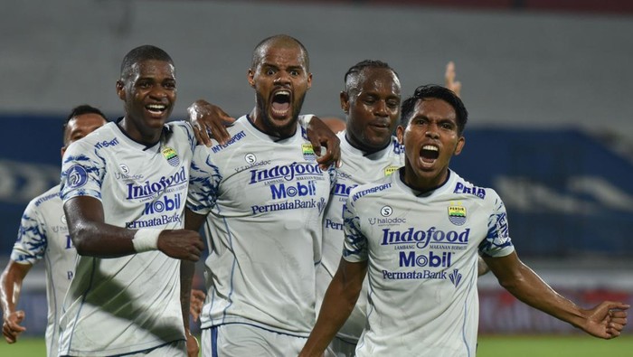 Selebrasi pemain Persib Bandung.