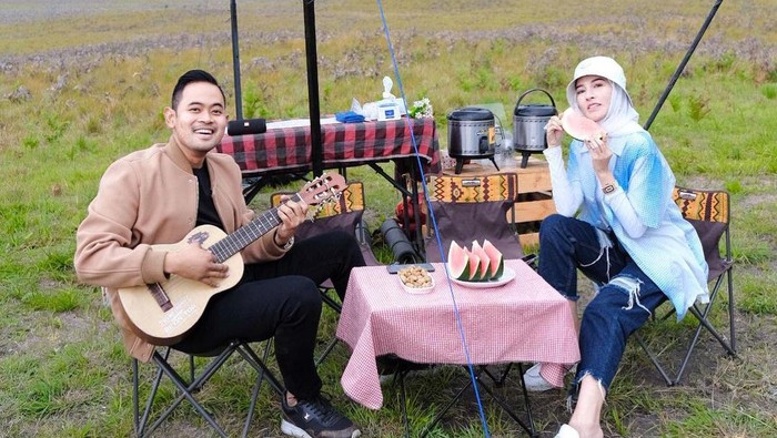 Shandy Purnamasari & Gilang Widya Pramana