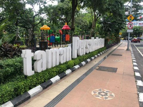 Taman di Surabaya