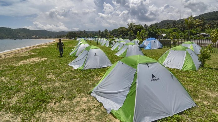 Camping ground di kawasan Kuta Beach Park, Lombok, siap sambut wisatawan yang hendak menonton MotoGP. Penginapan ini dilengkapi sejumlah fasilitas. Apa saja?
