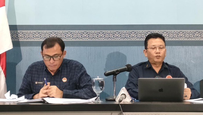 Wakil Ketua LPSK Edwin Partogi Pasaribu Saat Konpers