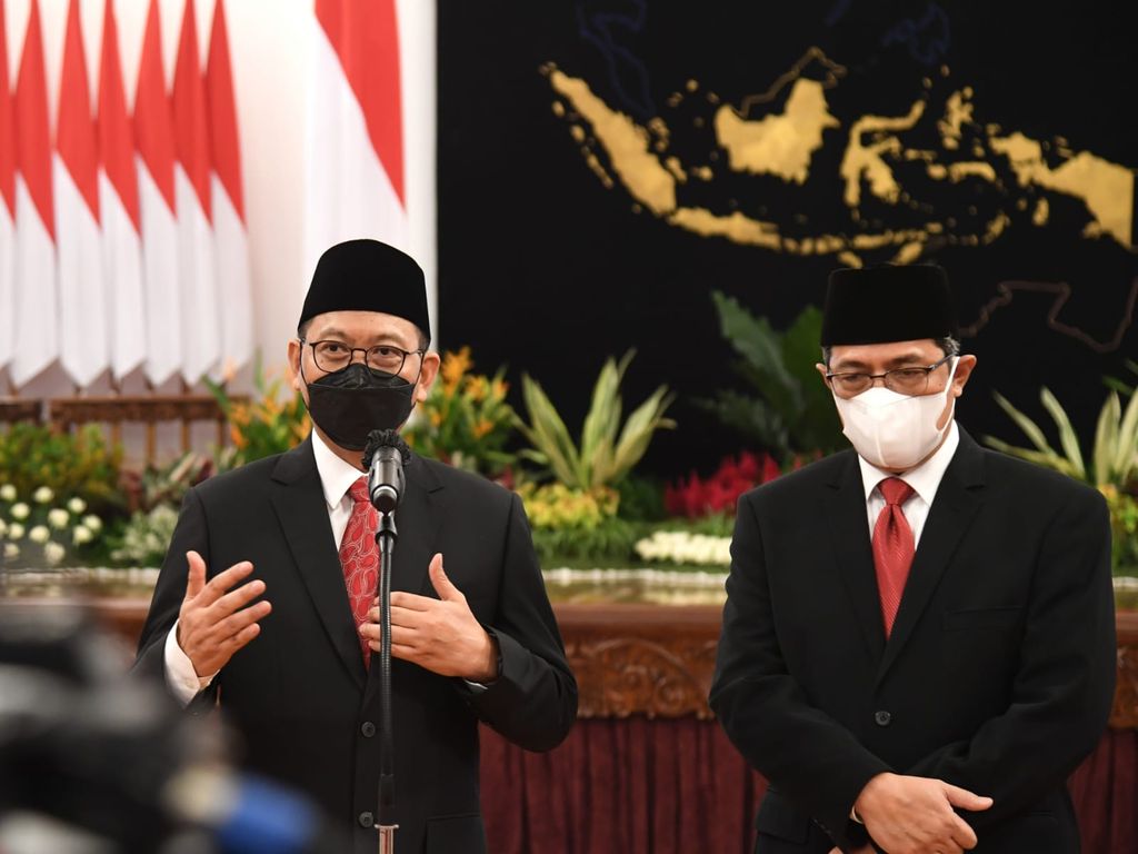 Bambang Susantono dan Dhony Rahajoe
