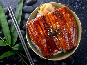 Petaka Usai Makan Unagi, 140 Orang Keracunan