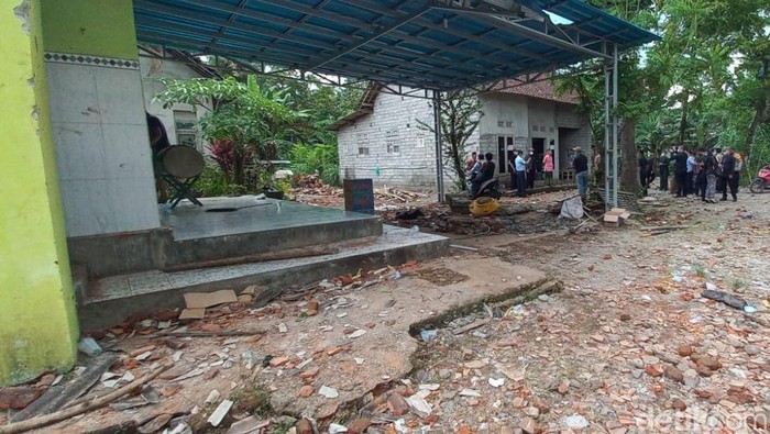 bentrok perguruan silat di banyuwangi
