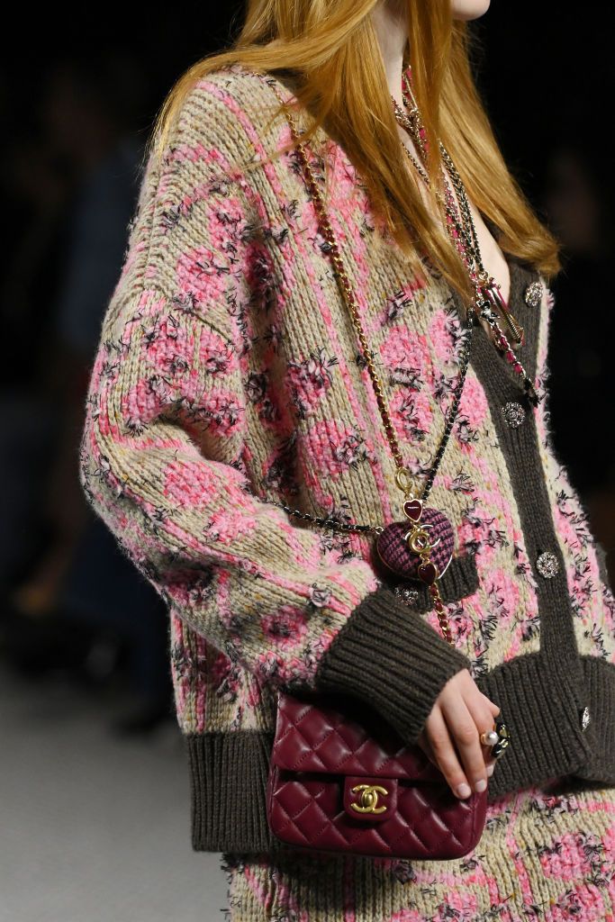 PARIS, FRANCE - MARCH 08: (EDITORIAL USE ONLY - For Non-Editorial use please seek approval from Fashion House) Models walk the runway during the Chanel Womenswear Fall/Winter 2022-2023 show as part of Paris Fashion Week on March 08, 2022 in Paris, France. (Photo by Pascal Le Segretain/Getty Images)